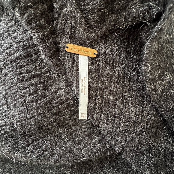 Free People BB Cardigan Size XS Wool Alpaca Blend - Picture 5 of 7